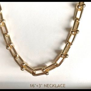 House of Harlow chain link necklace